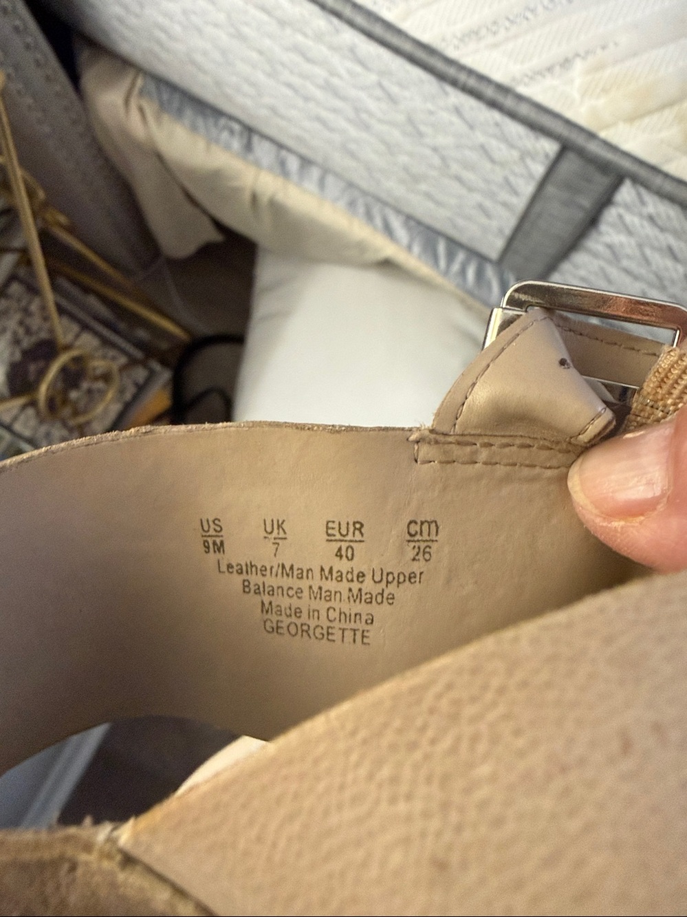 Franco Sarto SZ 7M cream and light tan 4” wedge. Worn once. Great condition - Picture 3 of 5